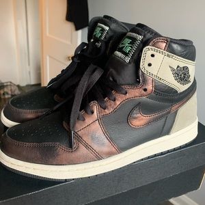 Jordan 1 high patina